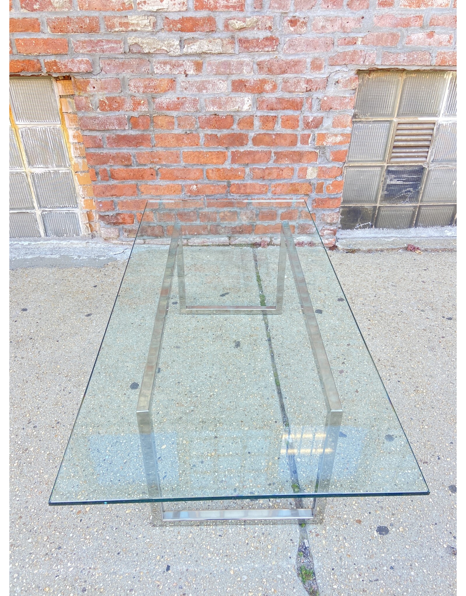 Nice Chrome & Glass Dining Table