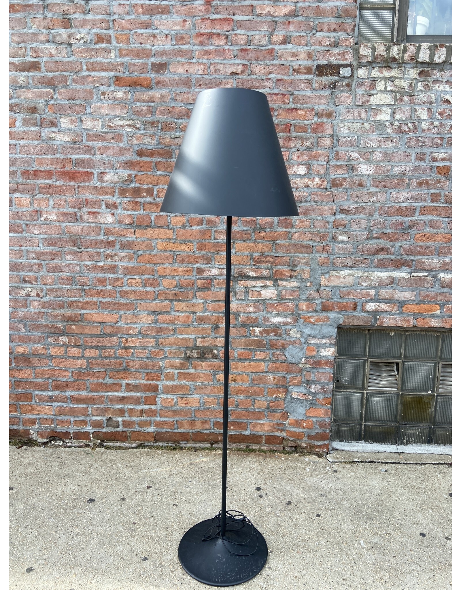 Black Floor Lamp