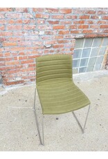 Kansas S Full Upholstered Chair in Avocado