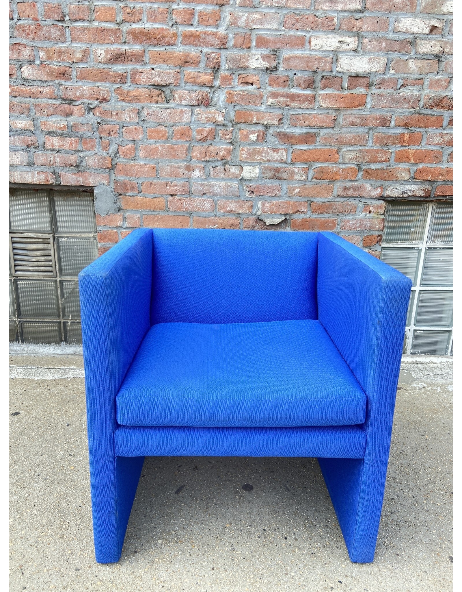 Lounge Angle Chair In Maharam Ultramarine