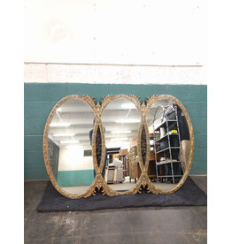French Hollywood Regency Style Triple Oval Interlocked Wall Mirror