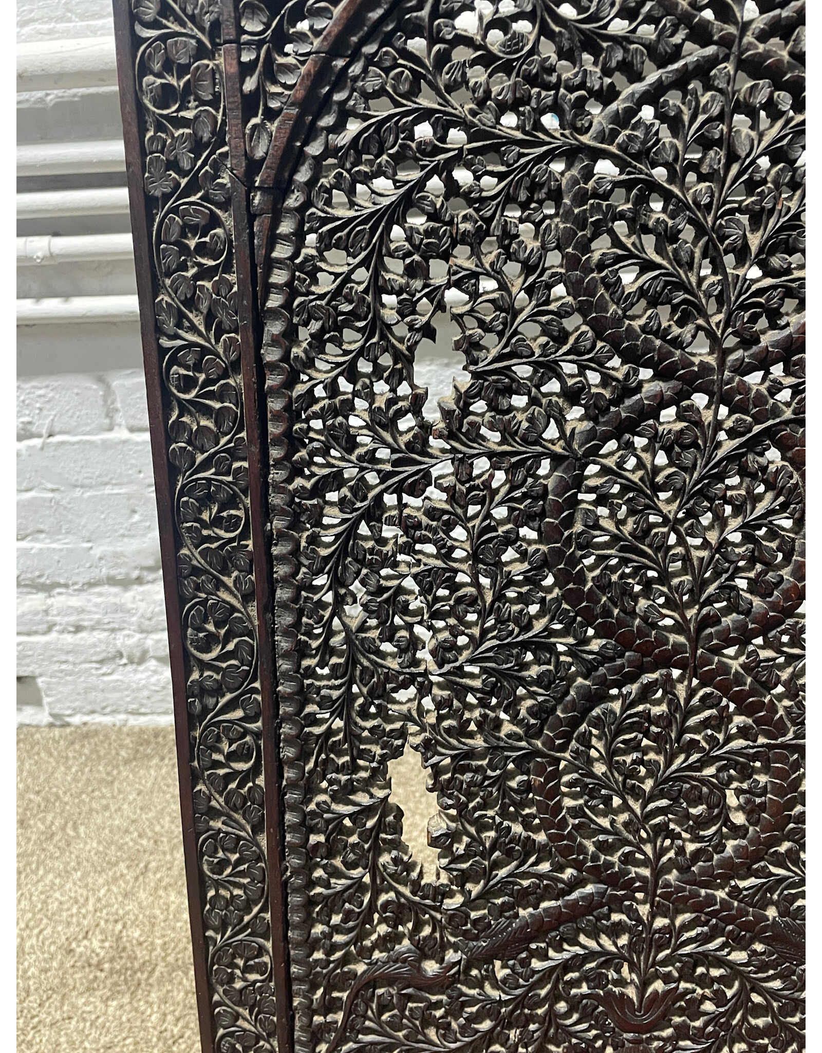 19th Century Handcarved Fret Work Teak Anglo- Indian Slipper Chair -- as is