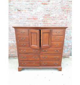 Bob Timberlake Gentlemens 12-Drawer Chest Dresser