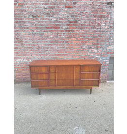 Mid Century Modern 9 Drawer Wooden Dresser