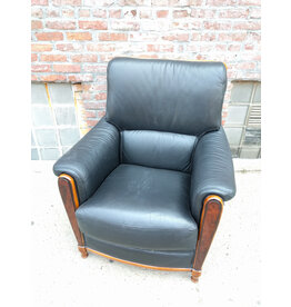 Black Leather Brown Arm Lounge Chair