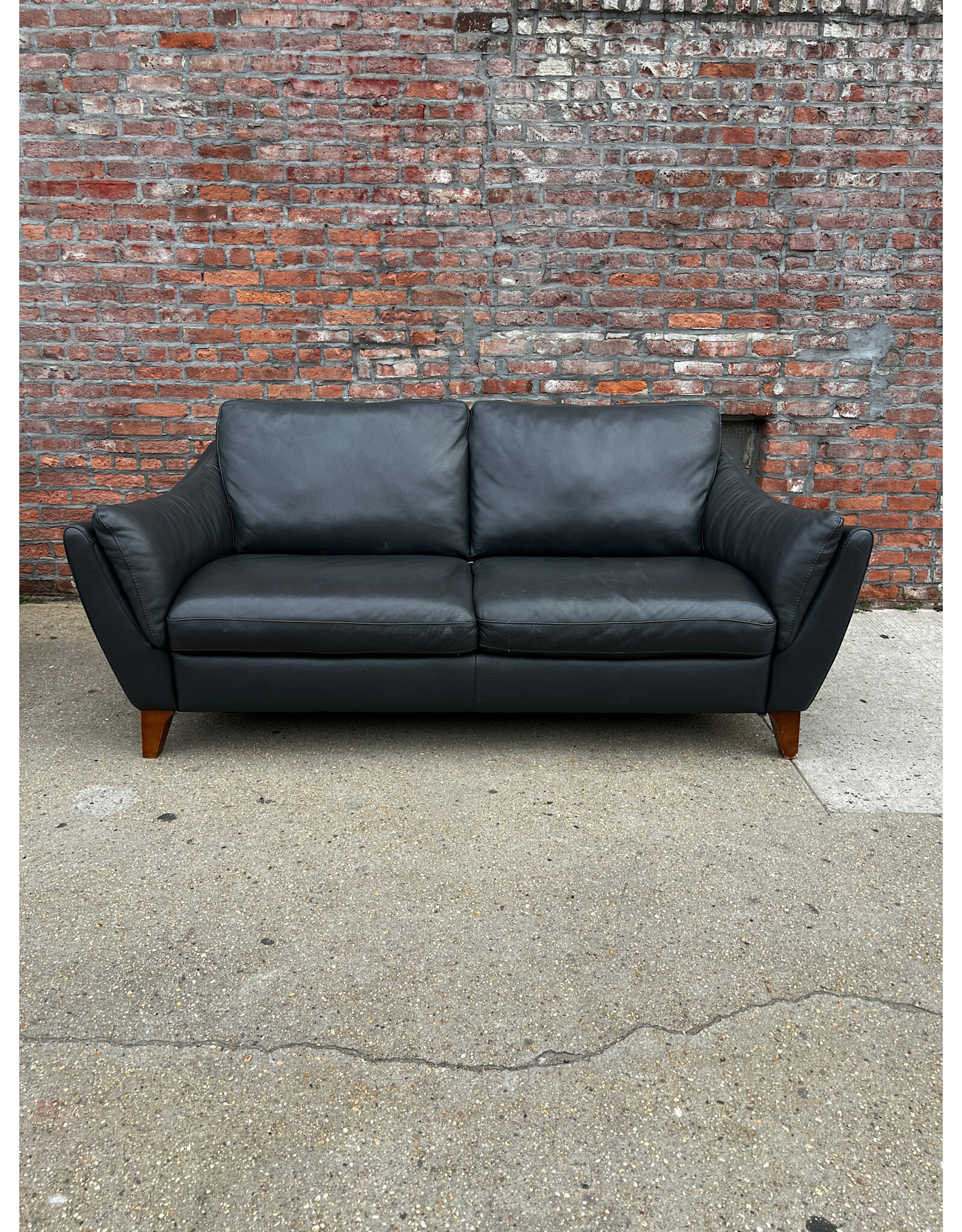 Natuzzi Greccio Dark Blue Leather Sofa