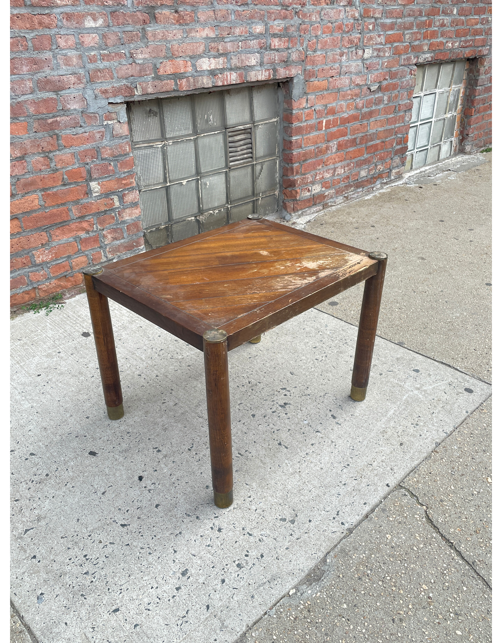 Lane Mid Century Modern End Table with Brass Legs