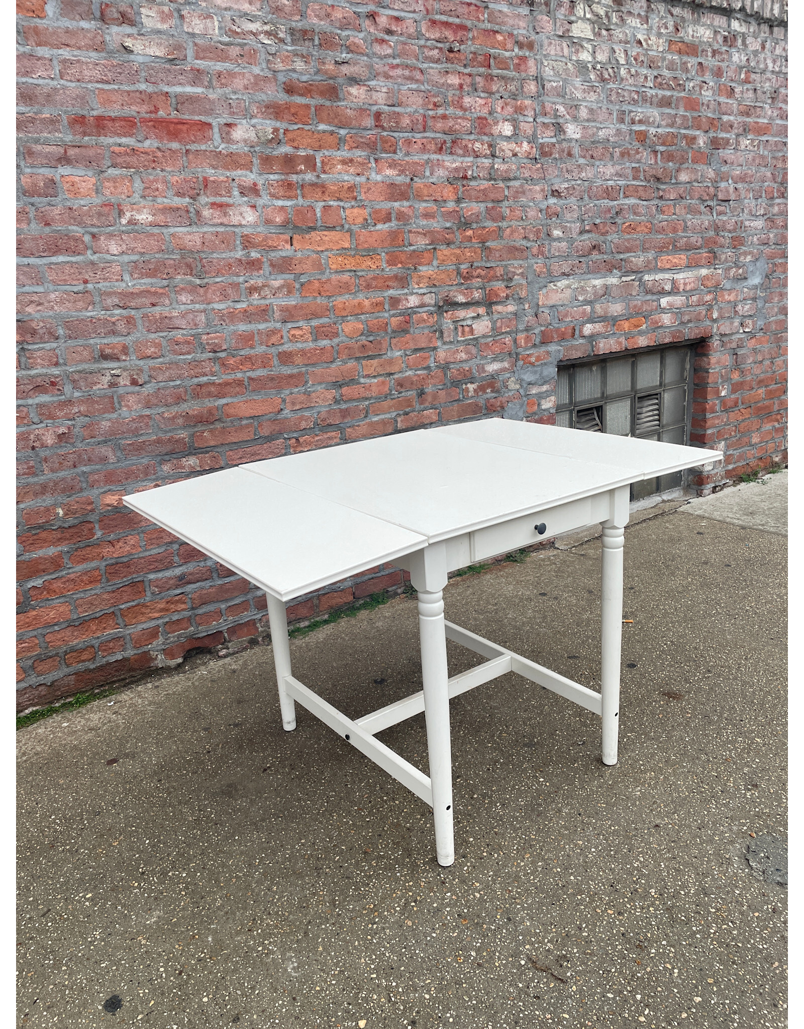 IKEA Ingatorp Extendable Dining Table