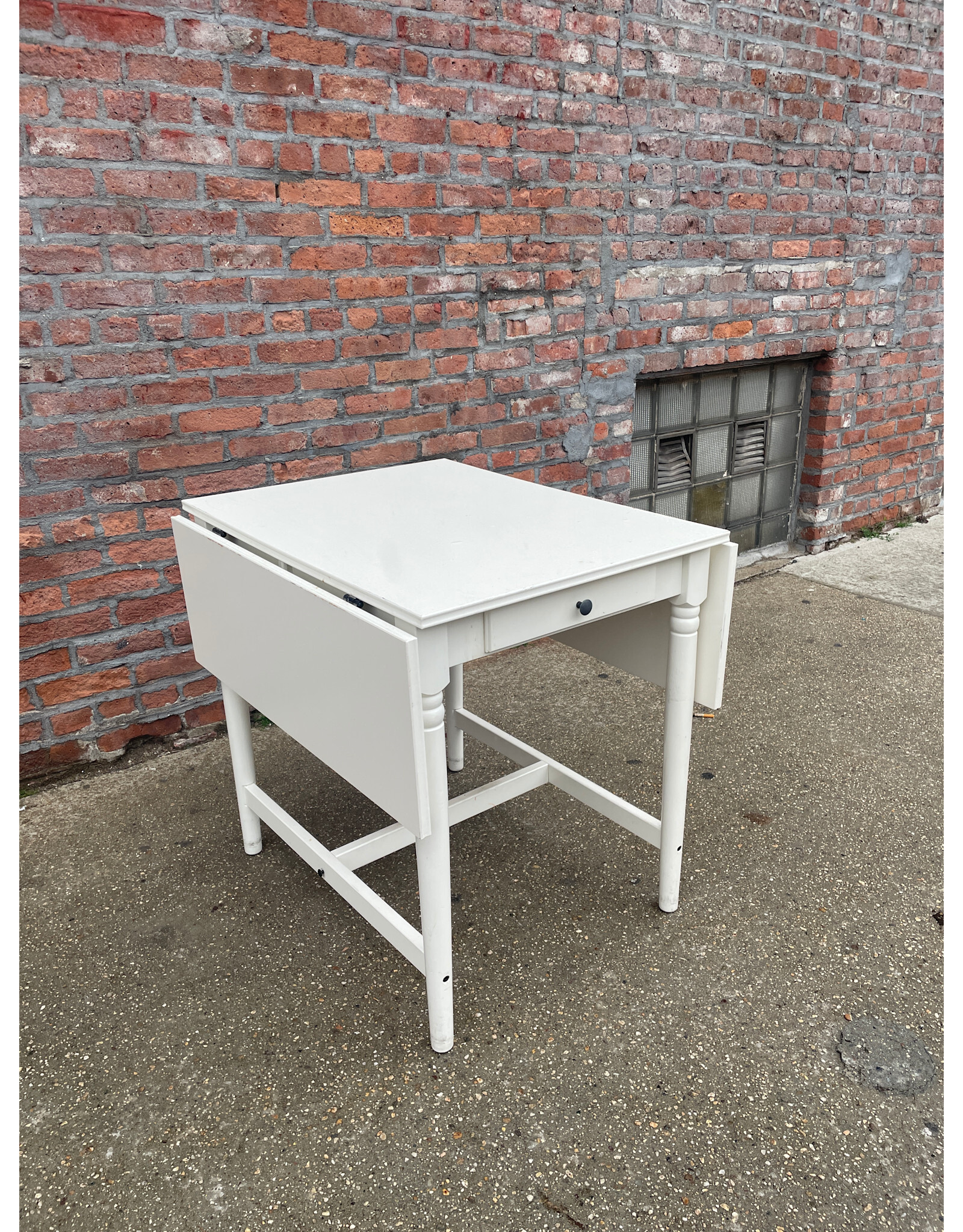 IKEA Ingatorp Extendable Dining Table