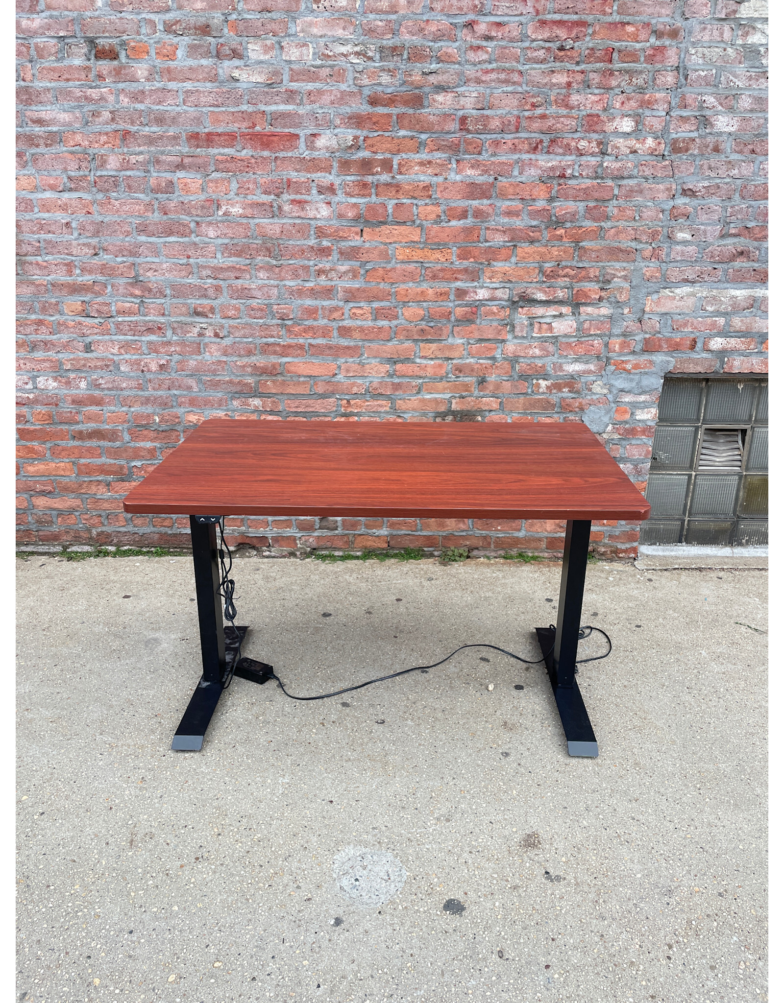 Jarvis Fully Standing Desk Walnut
