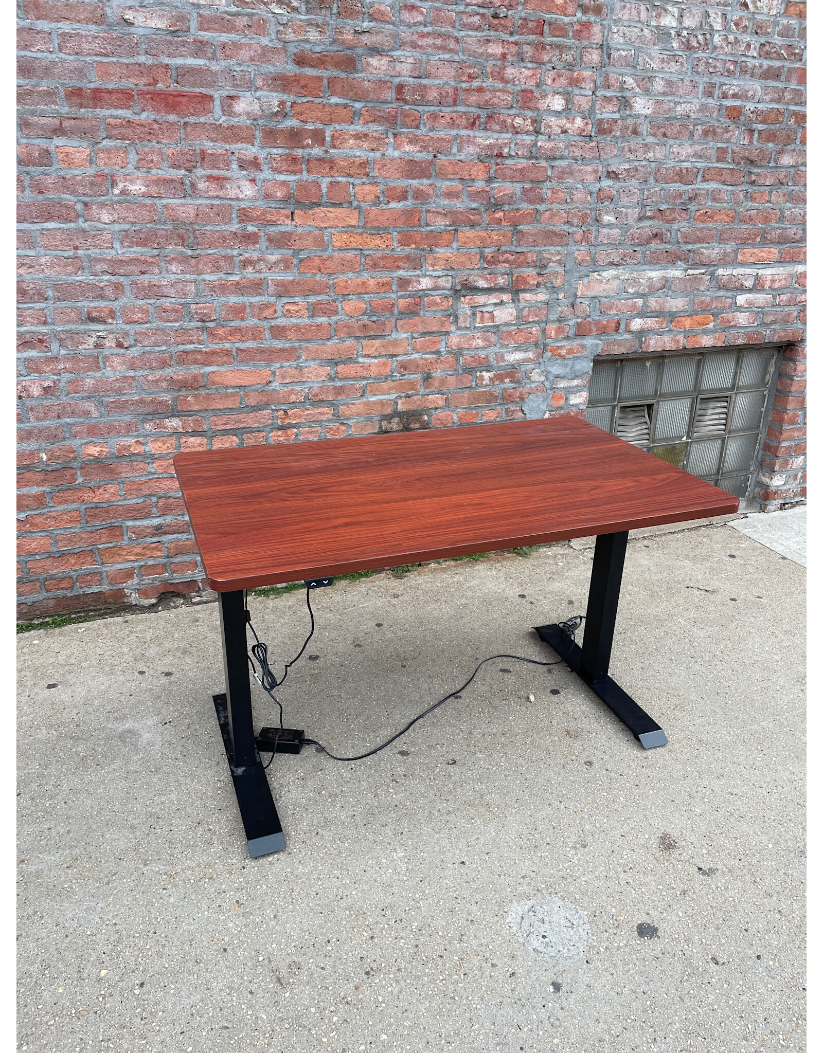 Jarvis Fully Standing Desk Walnut