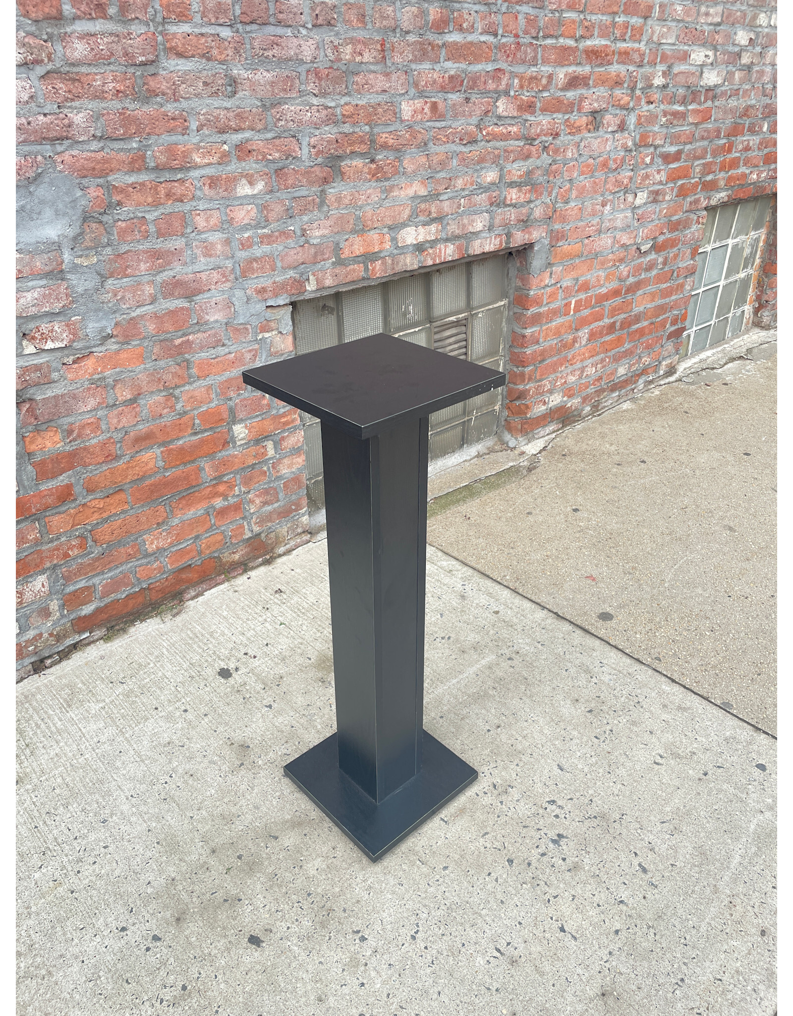 3ft Black Column