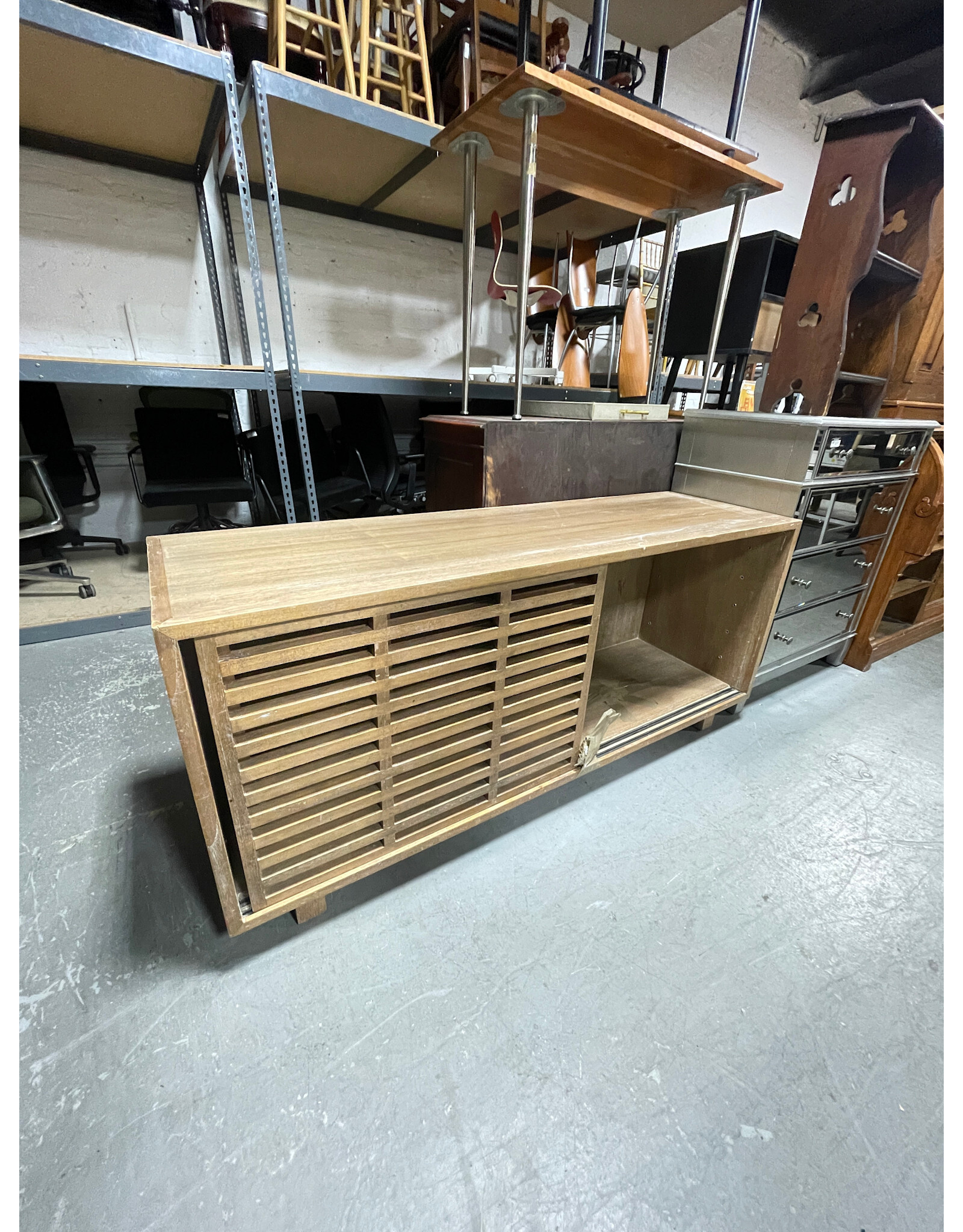 Gracie Oaks Terra Media Console