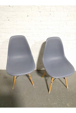 Eames Style Plastic Dining Chair