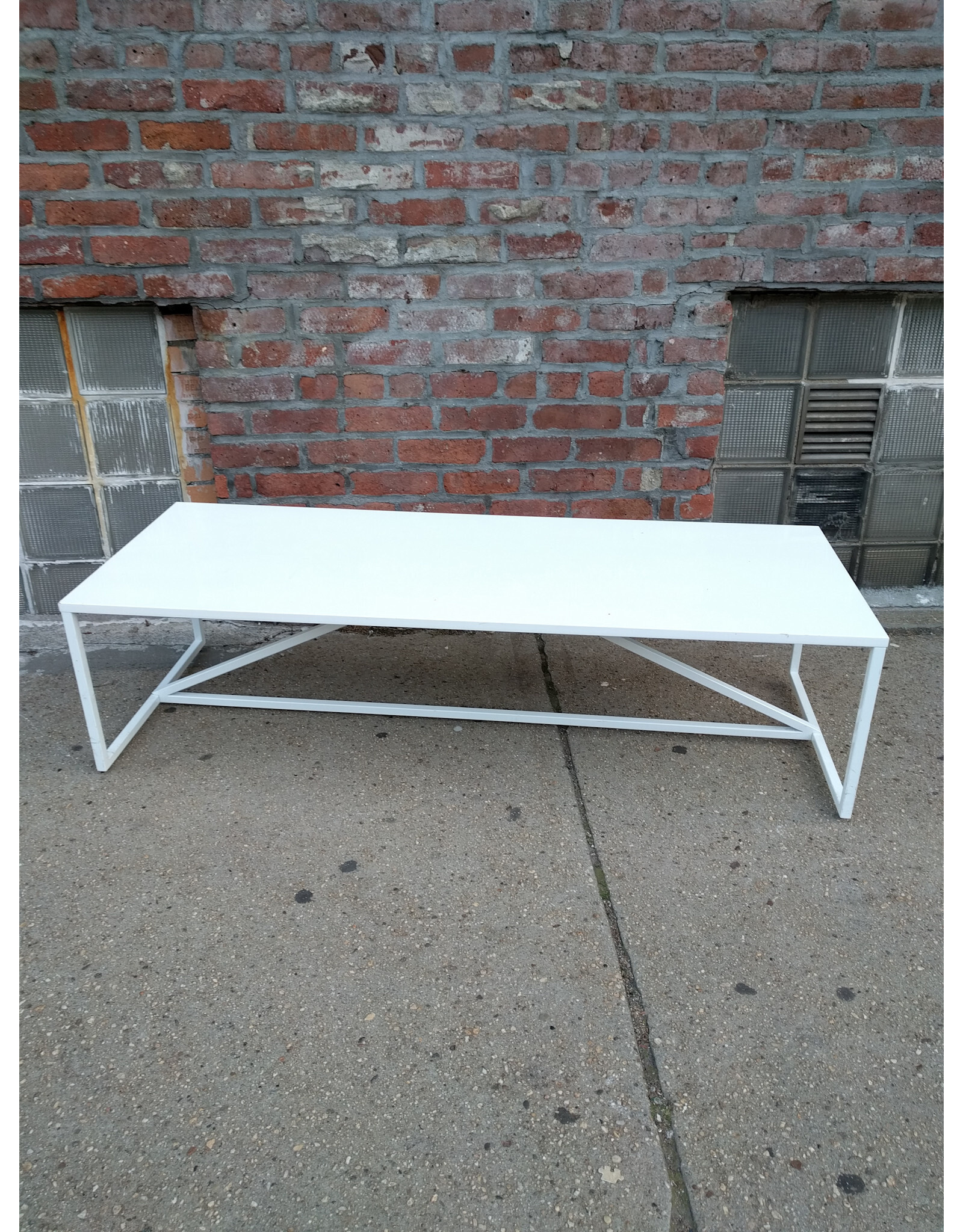 Blu Dot Blu Dot Strut Coffee Table in White