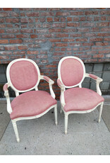 Casual Louis Xvi Style Dining Chair
