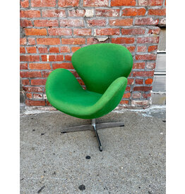 Children's Size Arne Jacobson Style Swan Chair