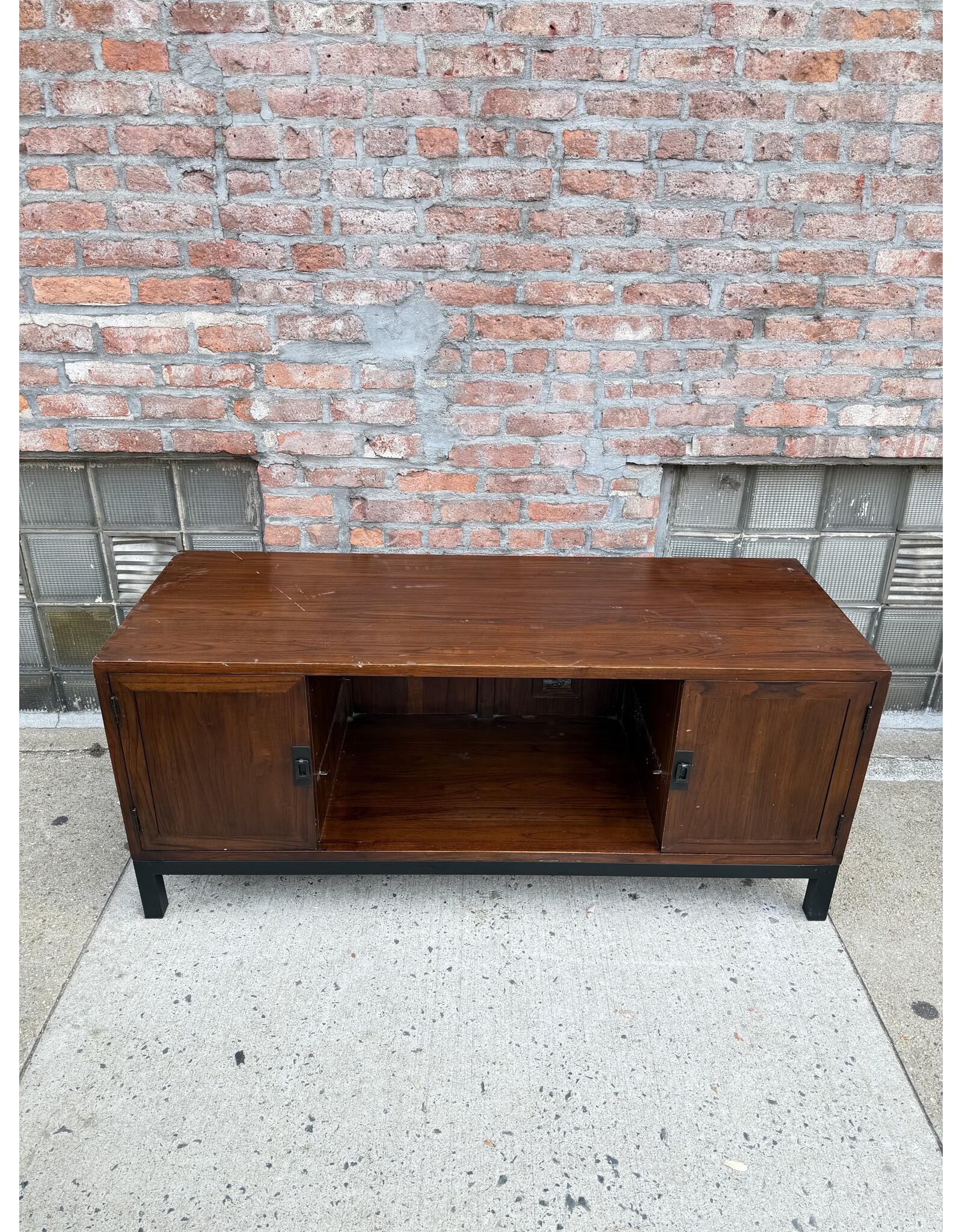 Brown Wood/Metal Base Tv Stand