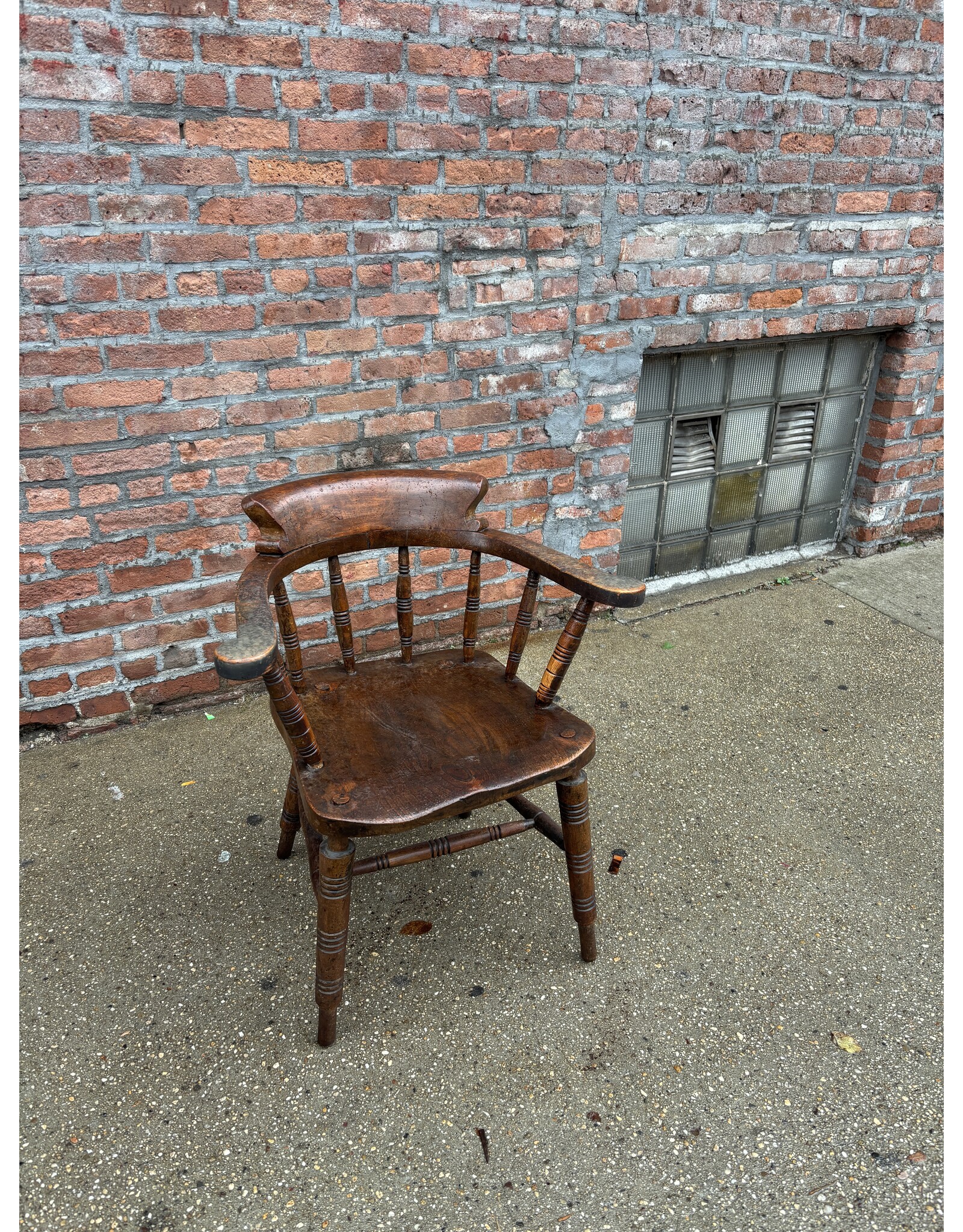 Victorian Elm Style Smokers Bow Armchair