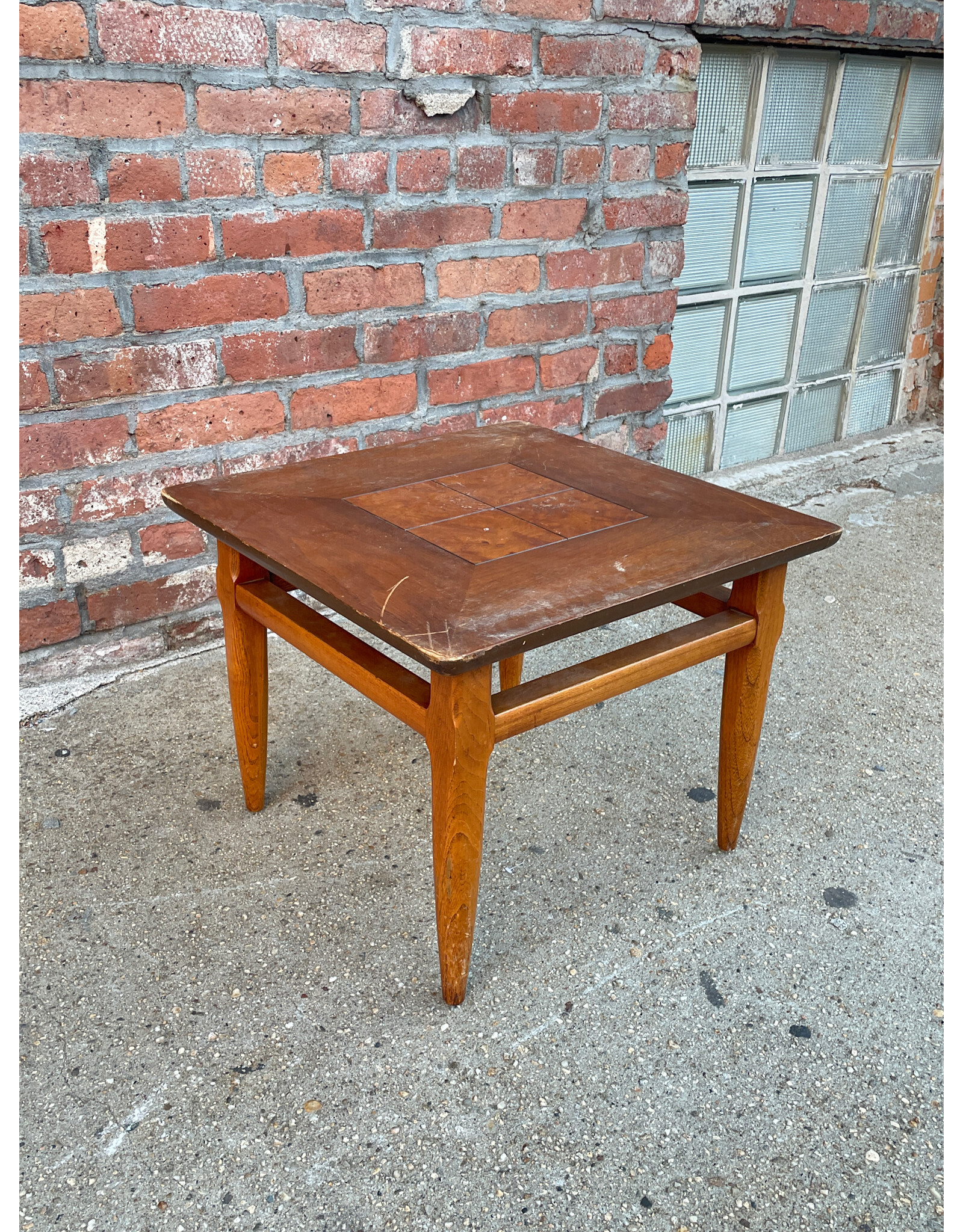 Lane Mid Century Square End Table