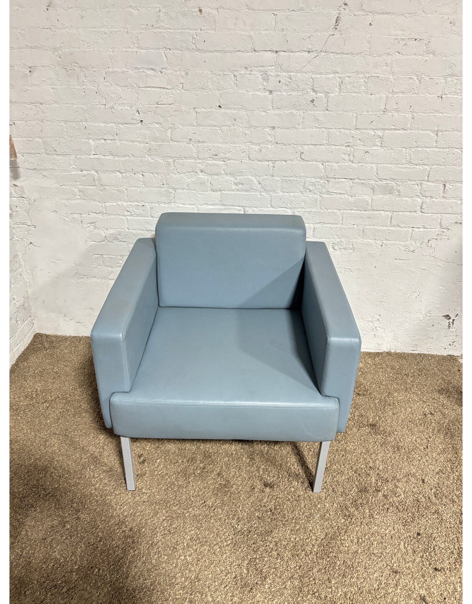 Lesro Mystic Lounge Guest Chair ML1101