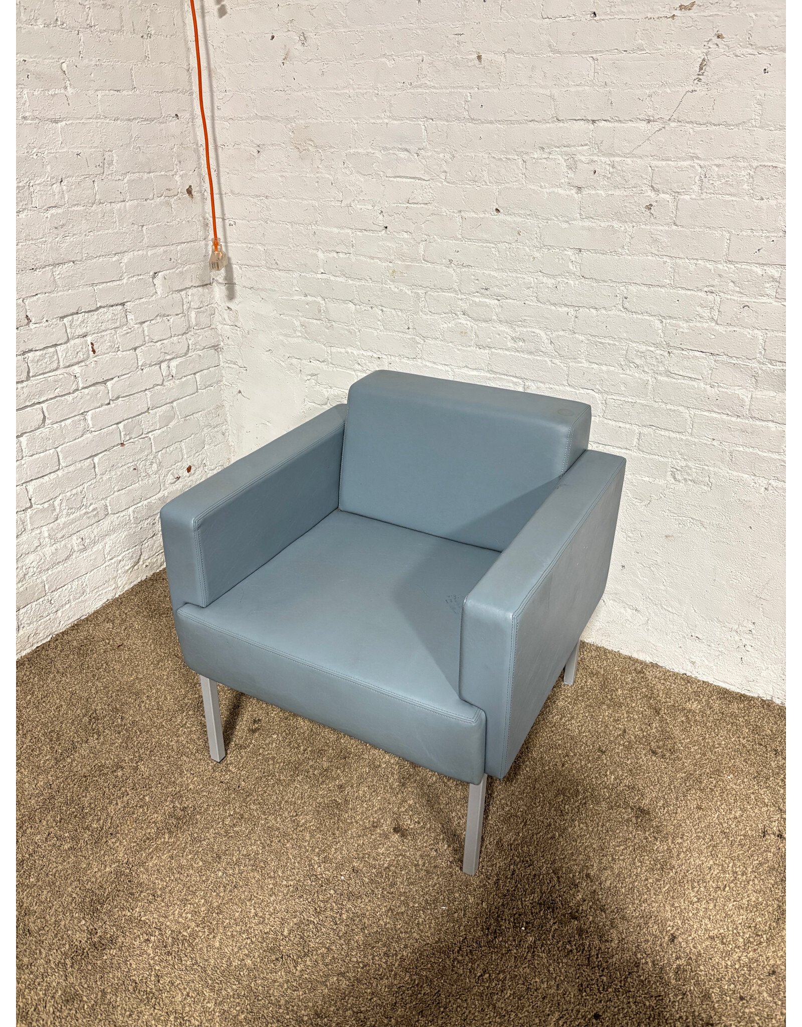 Lesro Mystic Lounge Guest Chair ML1101