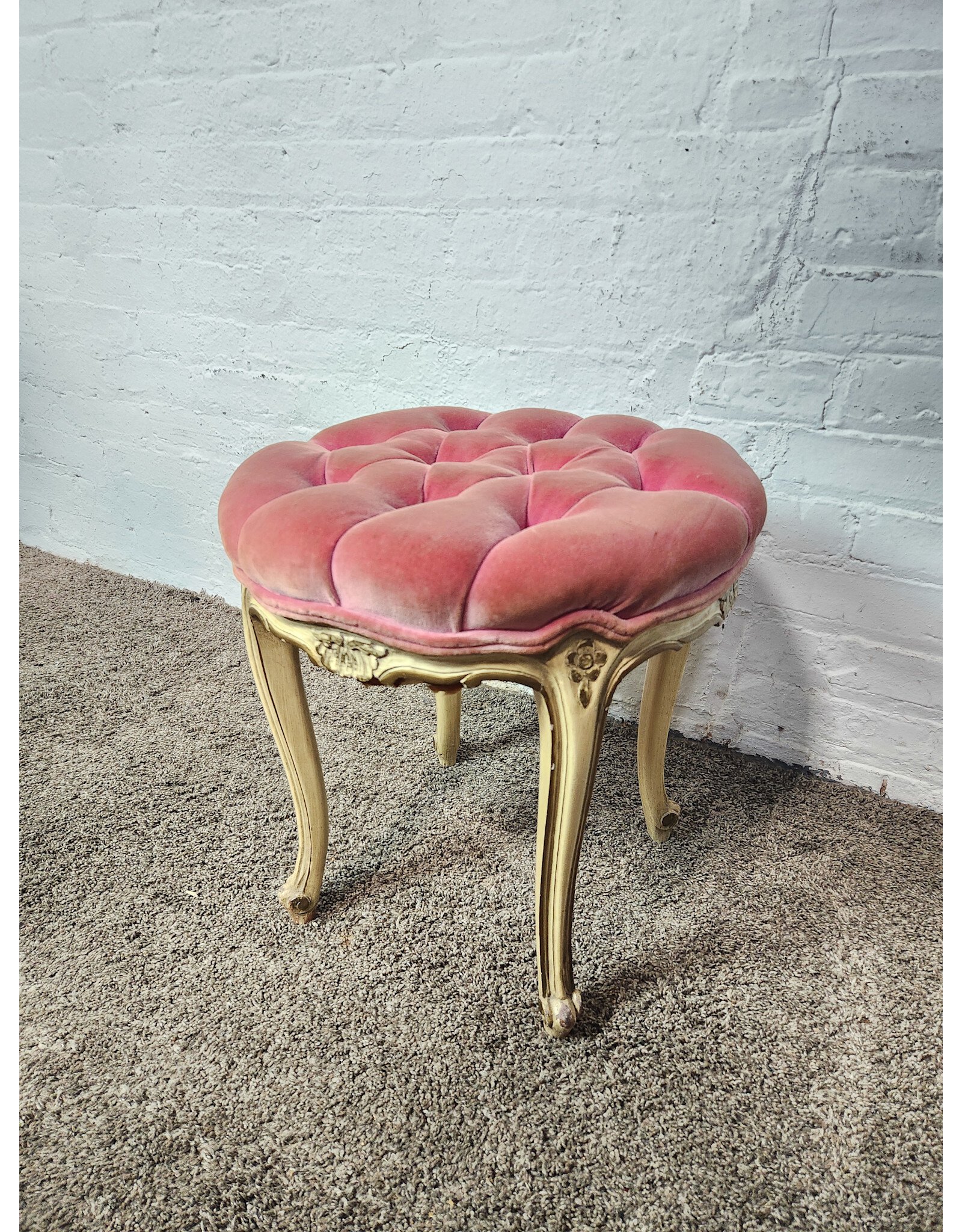 Vintage Louis XV Pink Velvet Tufted Ottoman