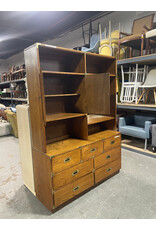 Vintage Bernhardt Campaign Style Mahogany Double Dresser Hutch Bookshelf Mirror Vintage Bernhardt Campaign Style Mahogany Double Dresser Hutch Bookshelf Mirror