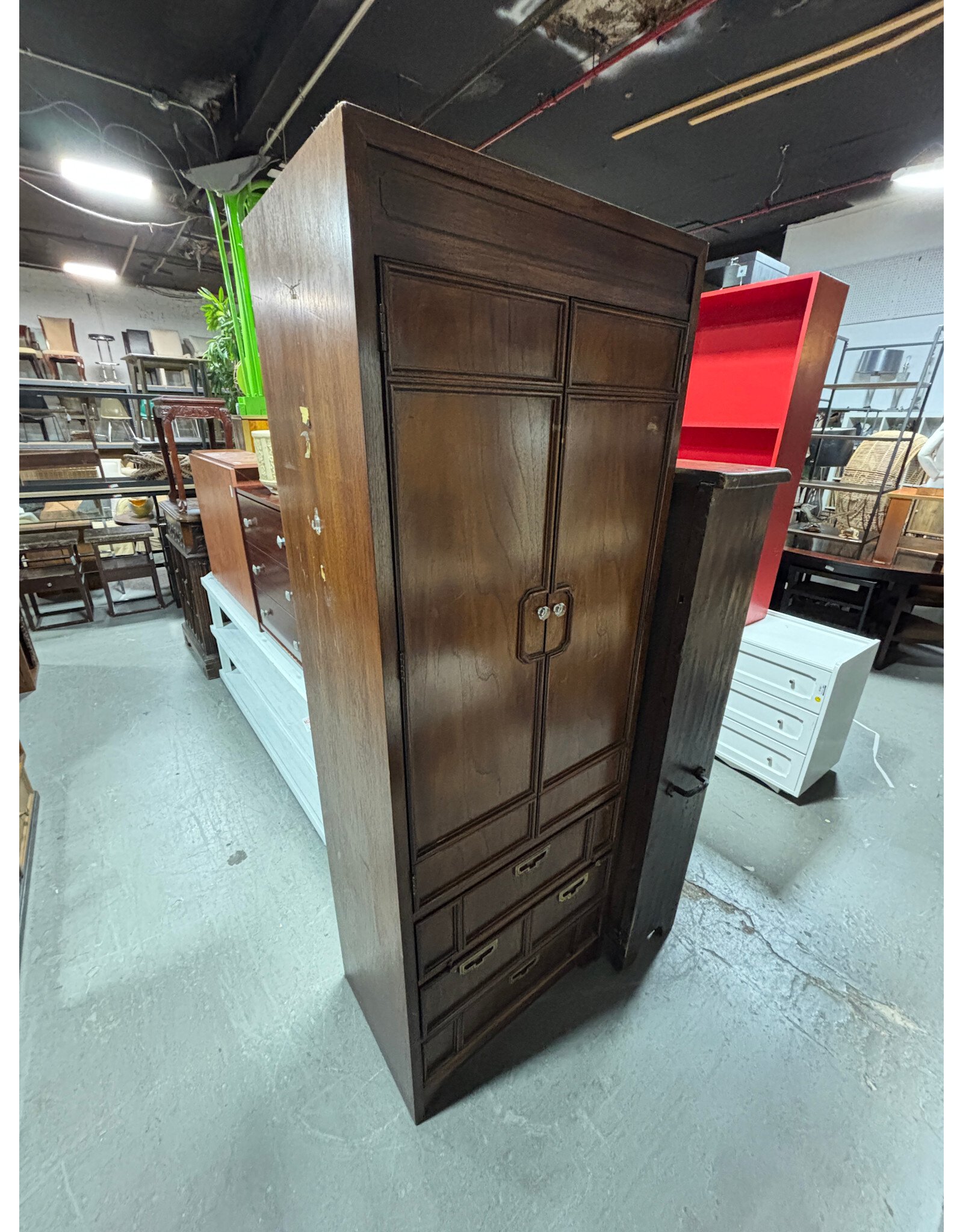 Thomasville Mystique Cabinet