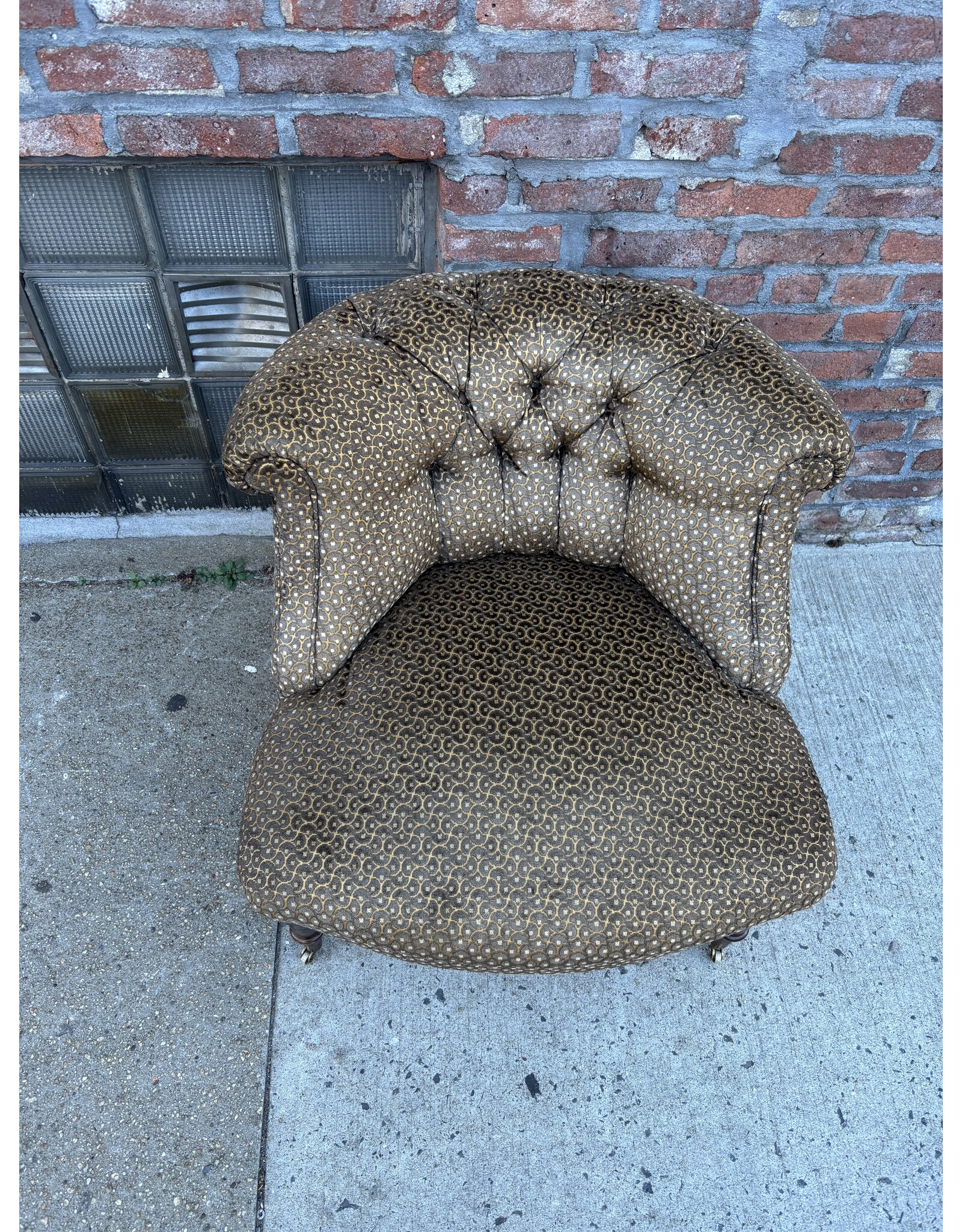 Lexington Upholstery Fabric Tufted Accent Chair