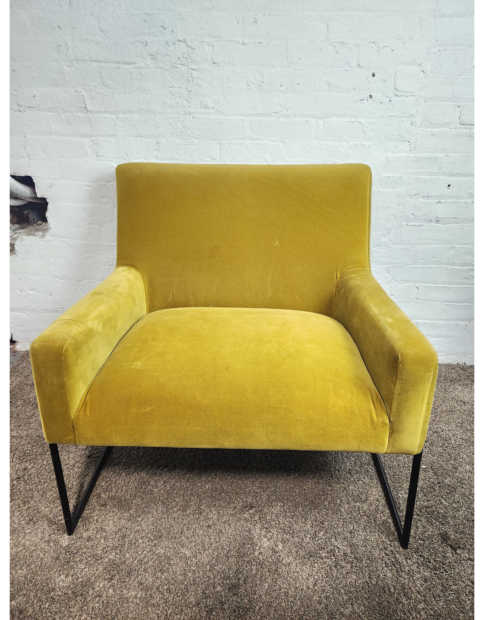 Article Regis Yarrow Gold Velvet Lounge Chair