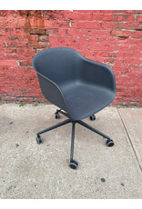 Muuto Fiber Armchair Swivel Base - Dark grey Muuto Fiber Armchair Swivel Base - Dark grey