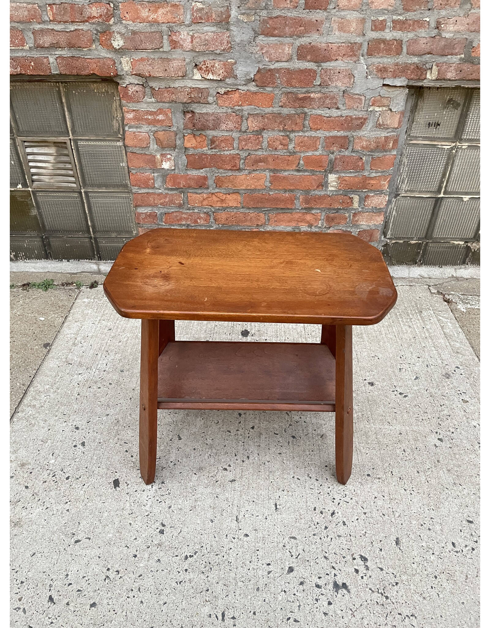 Mid-Century Modern Wooden End Table with A Magazine Rack