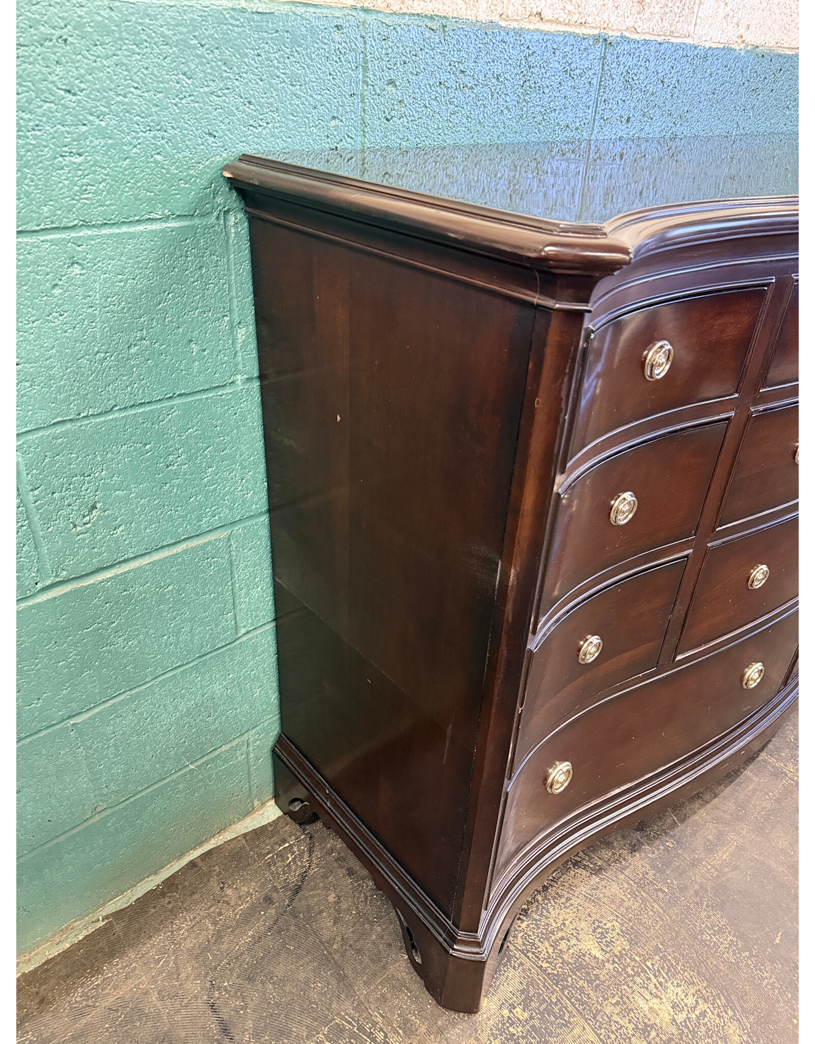 Steve Tyrell Collection 11-Drawer Chest Dresser