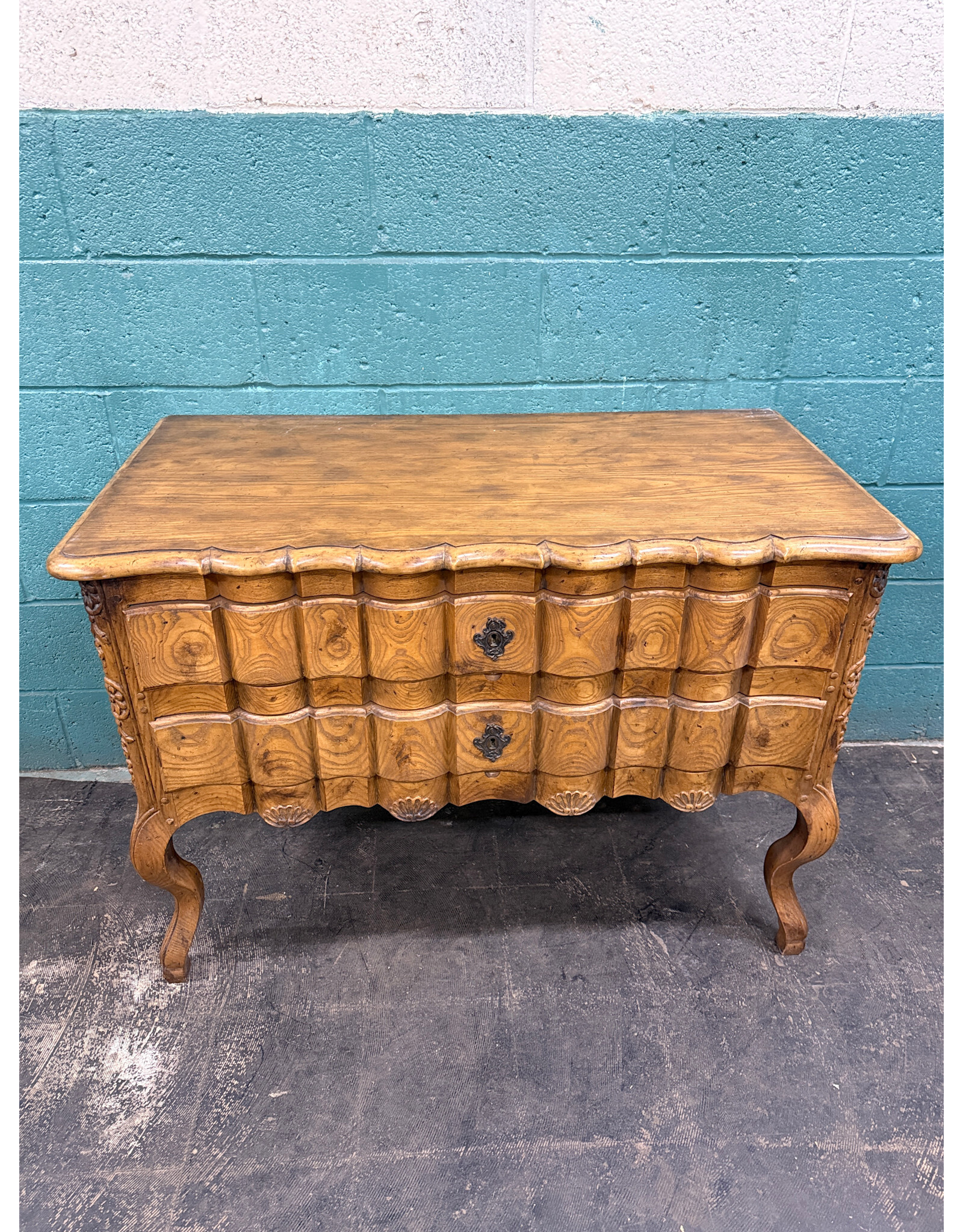 Vintage Baker Fluted Font 2-Drawer Walnut Chest of Drawers