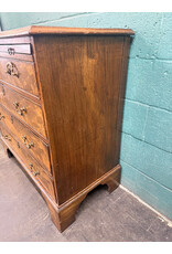 Antique English Style 4-Drawer Chest with Brushing Slide