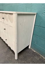 williams Sonoma Scalloped 6-Drawer Extra Wide Bleached Bone Dresser, Williams Sonoma