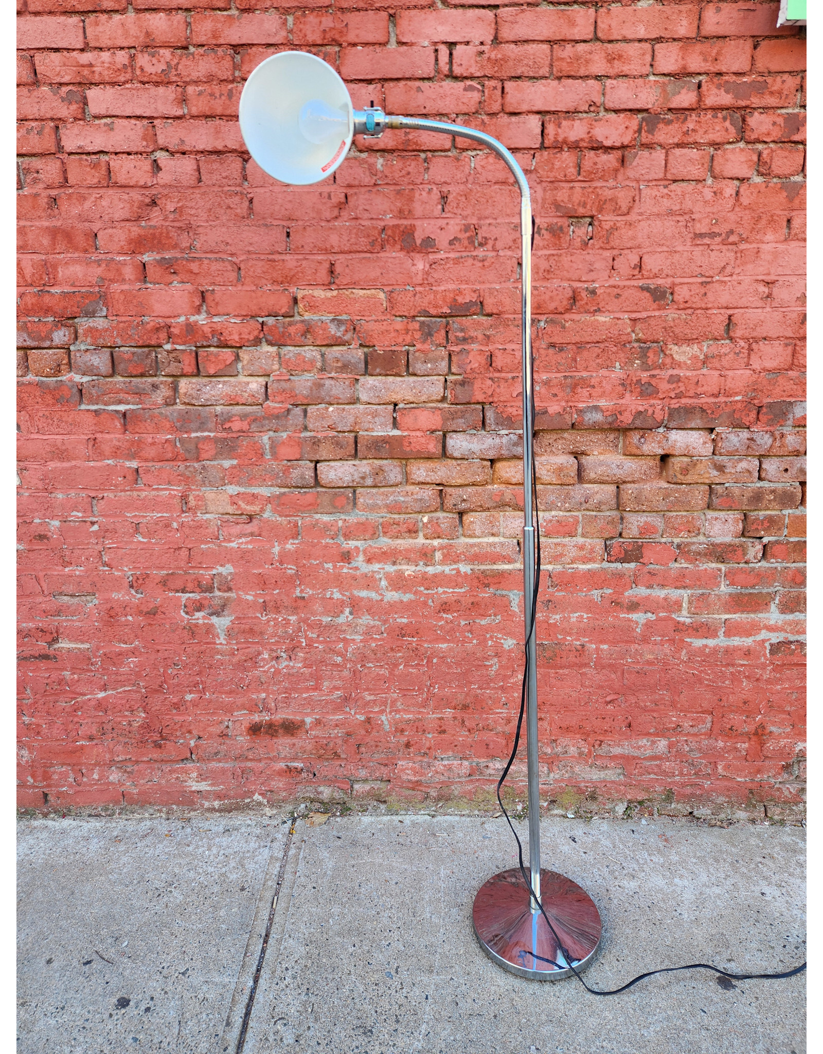 Underwriters Laboratories Silver Gooseneck Floor Lamp