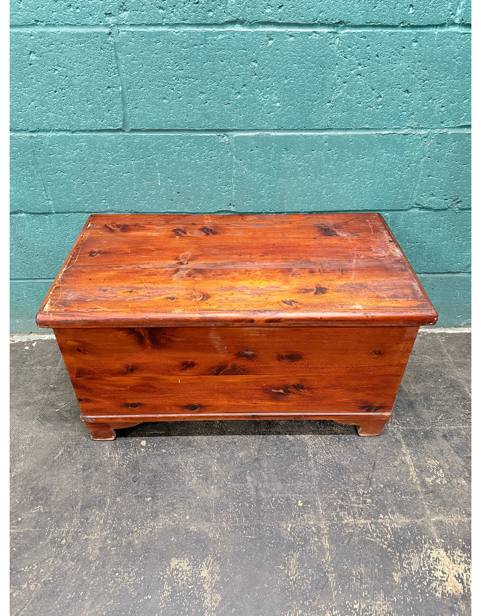 Antique Style Cedar Chest