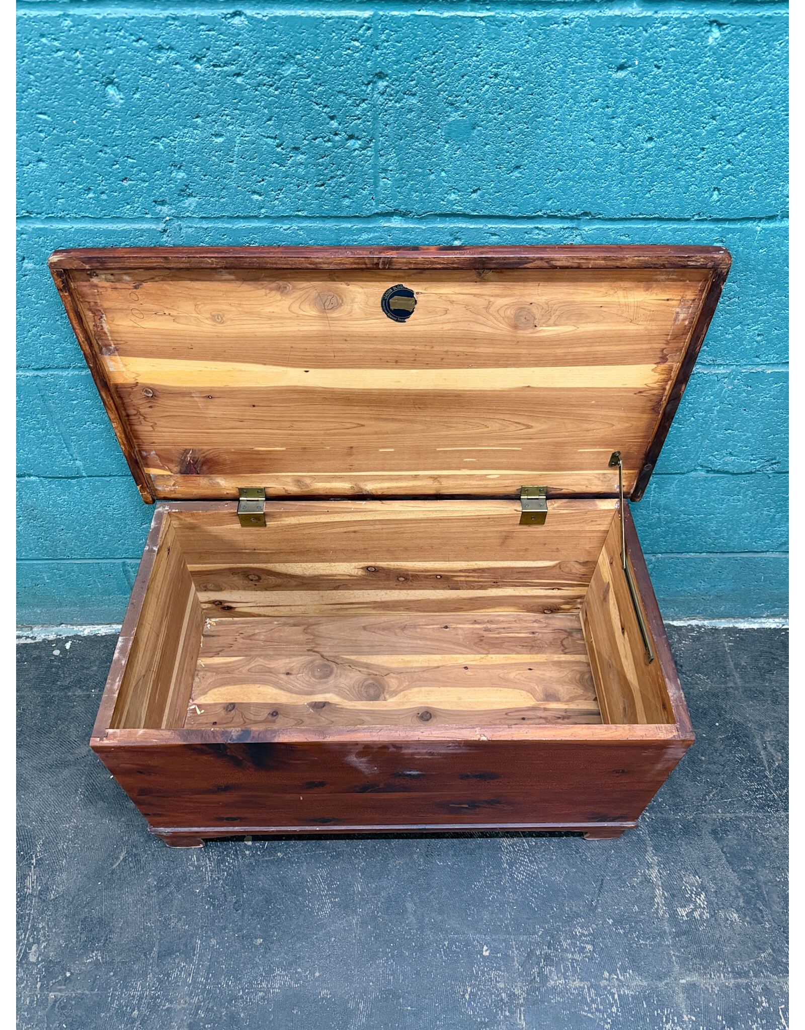 Antique Style Cedar Chest