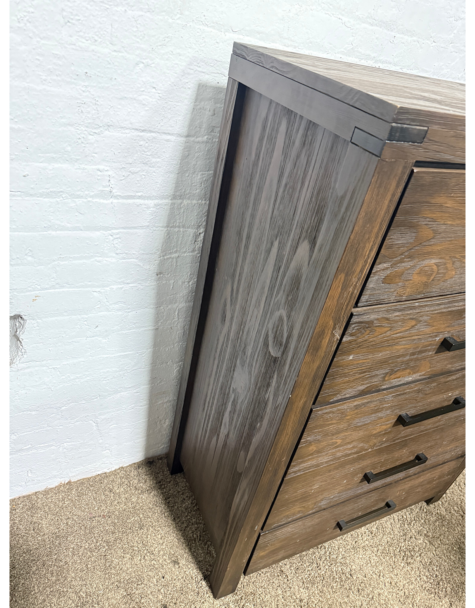 Rustic Brown 5-Drawer Dresser
