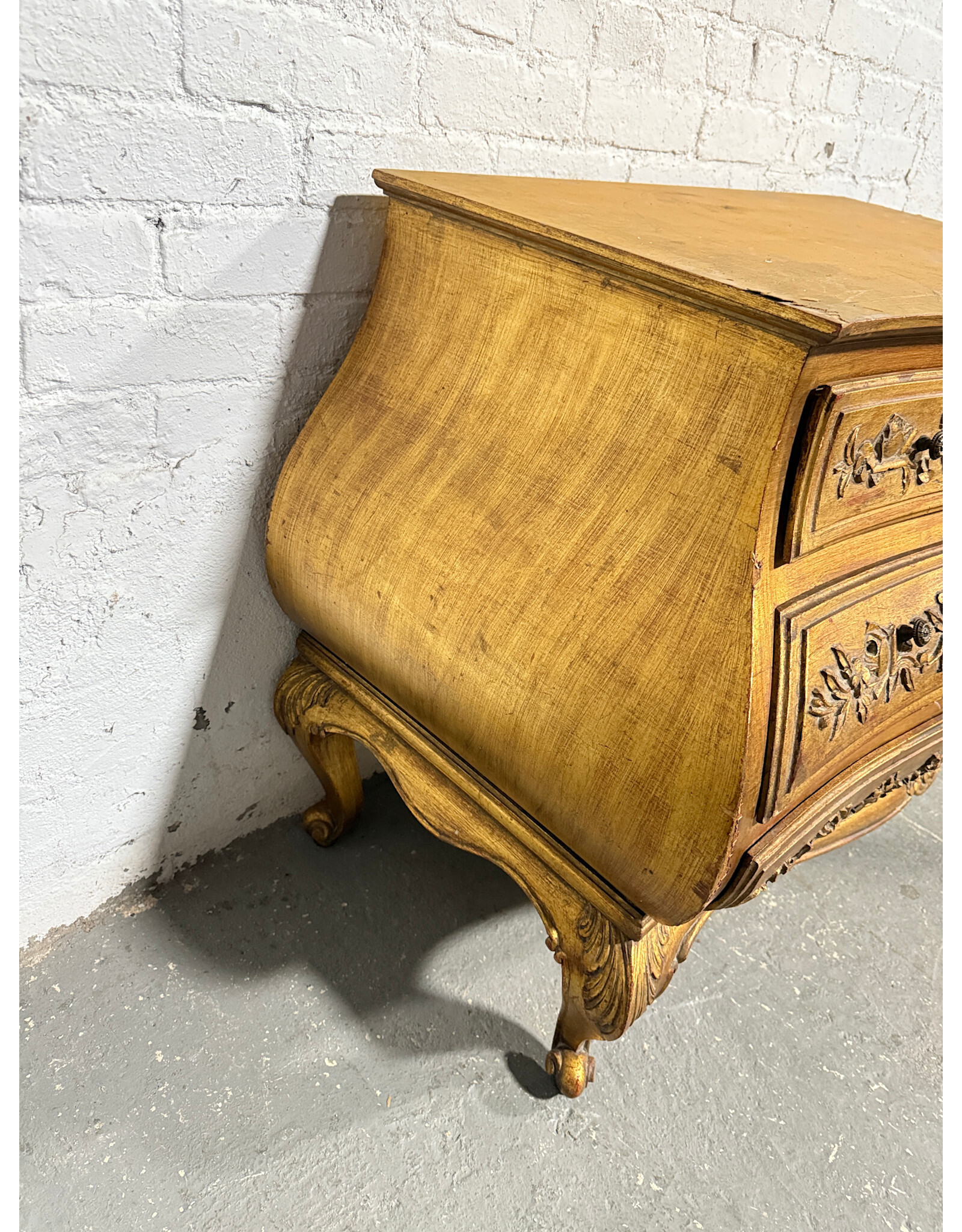 3-Drawer Yellow Commode