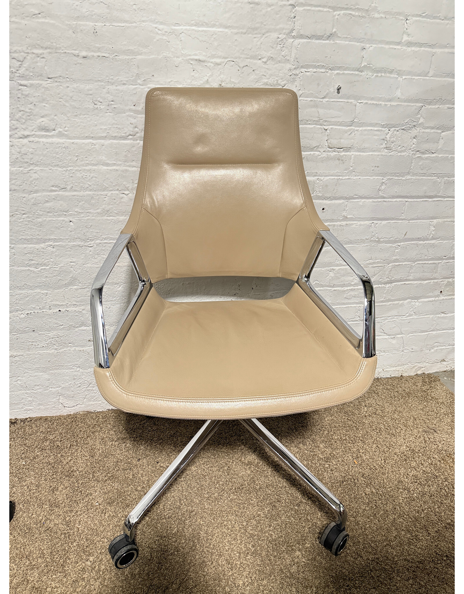 Wilkhahn Graph Conference Chair