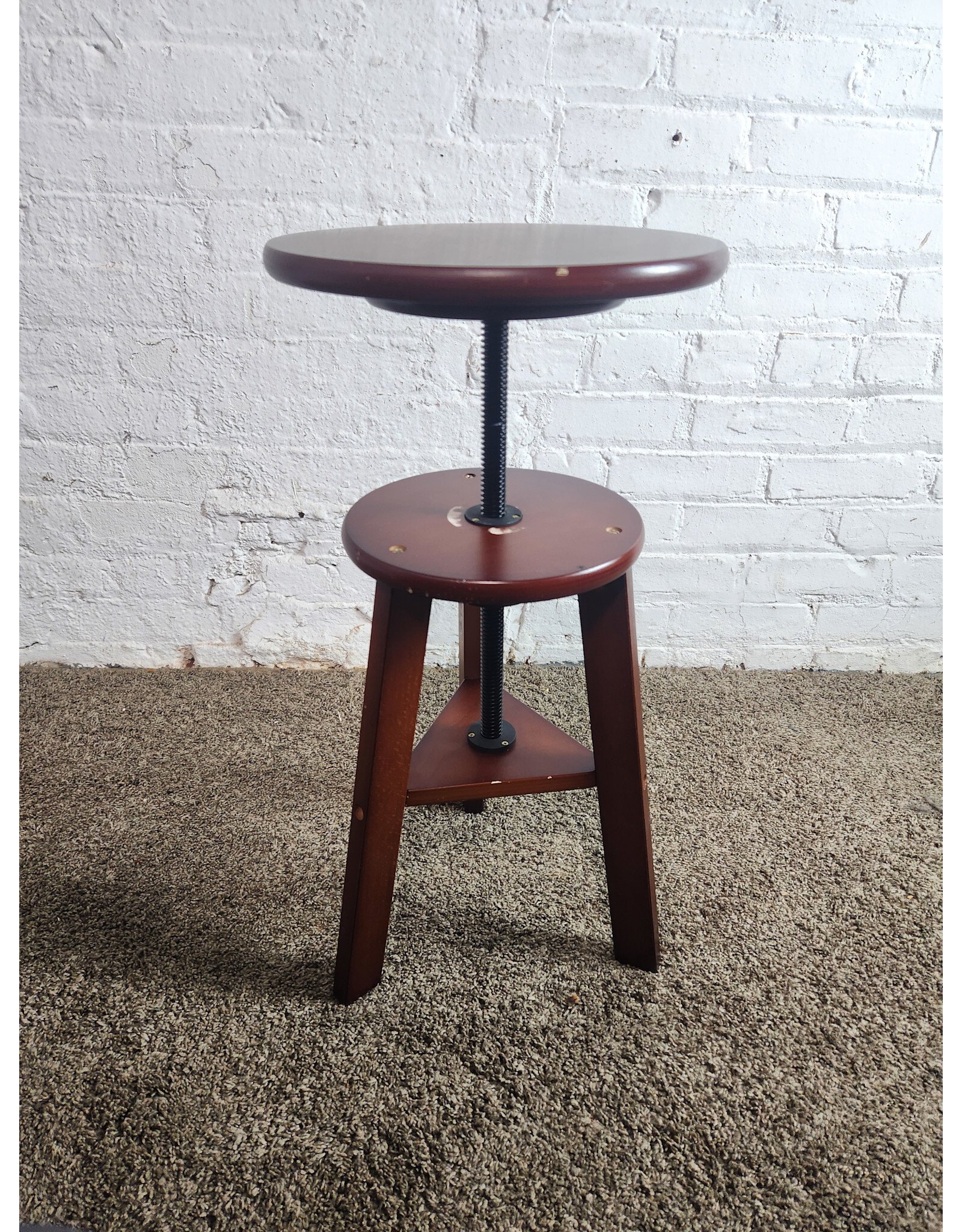 Meeden Adjustable Wooden Stool