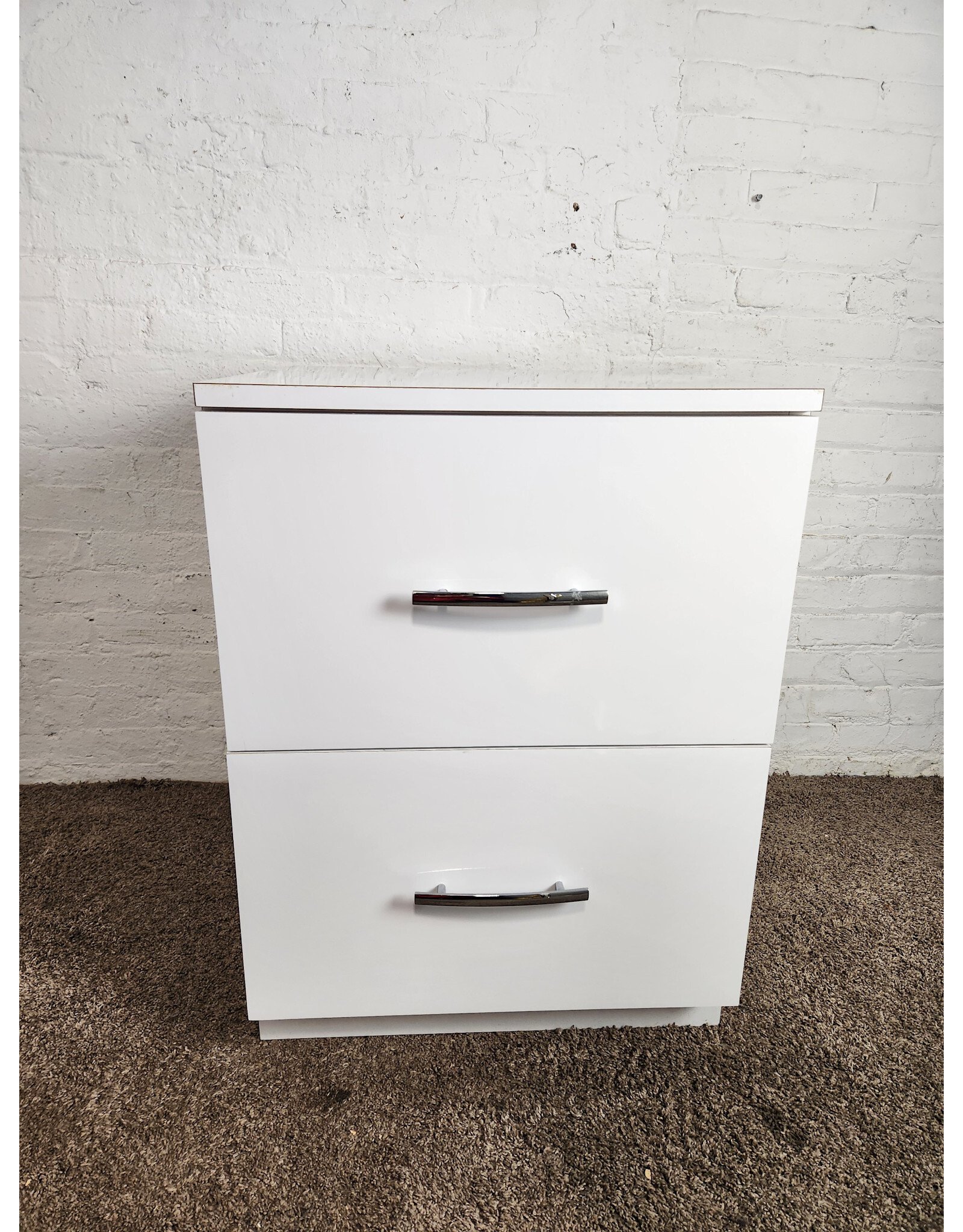 Glossy White 2-drawer Dresser