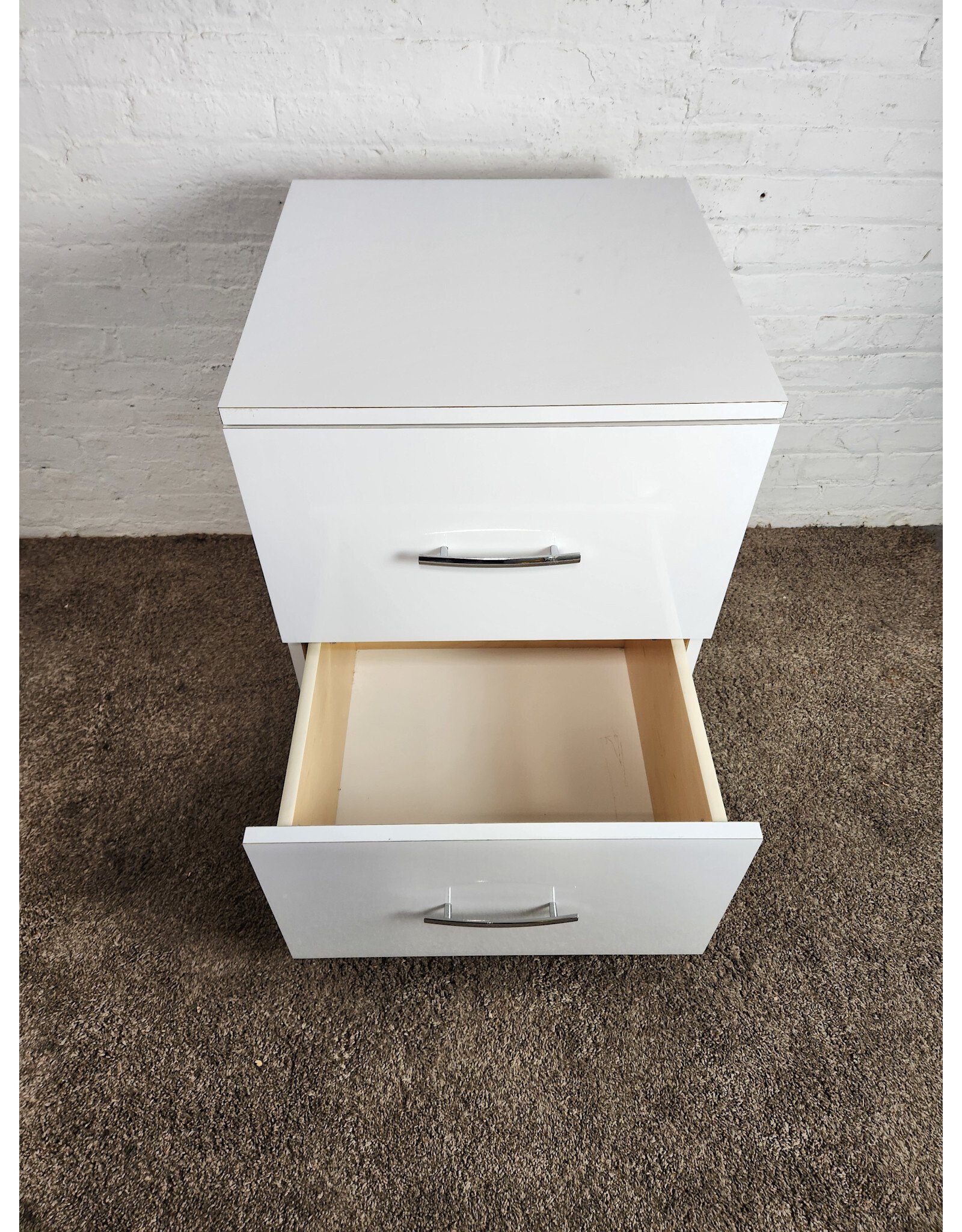 Glossy White 2-drawer Dresser
