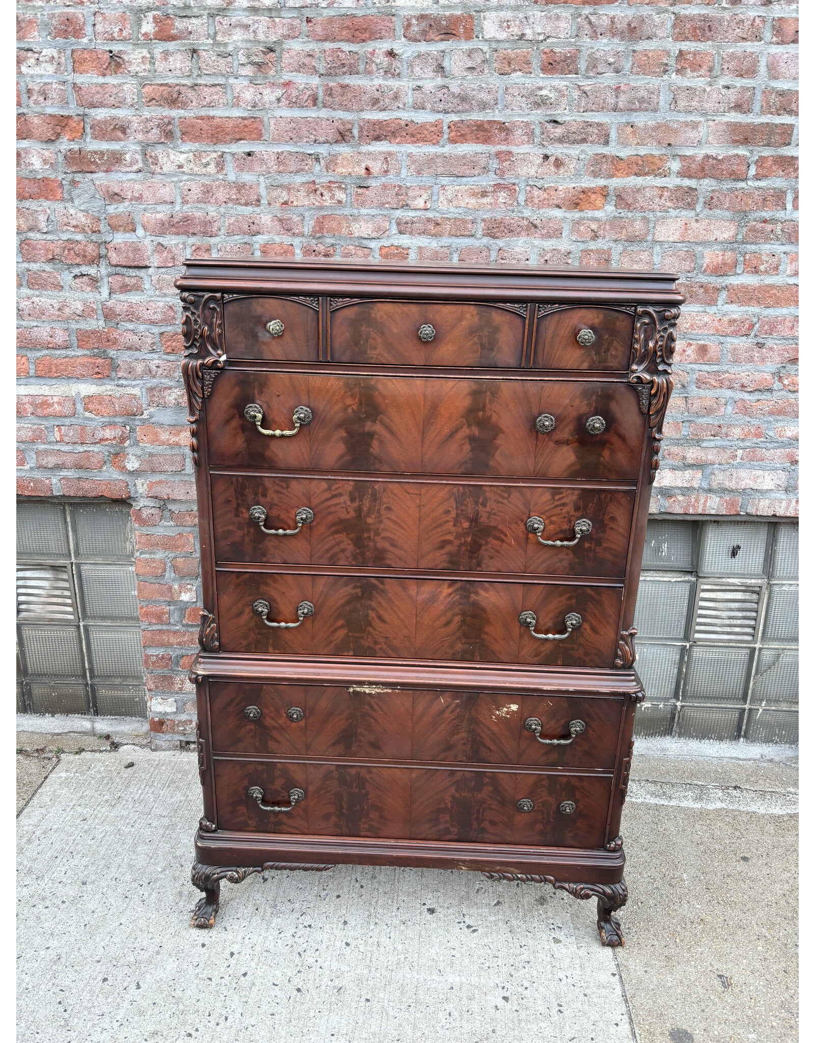Neoclassic Flame Mahogany Clawfoot Dresser Chest