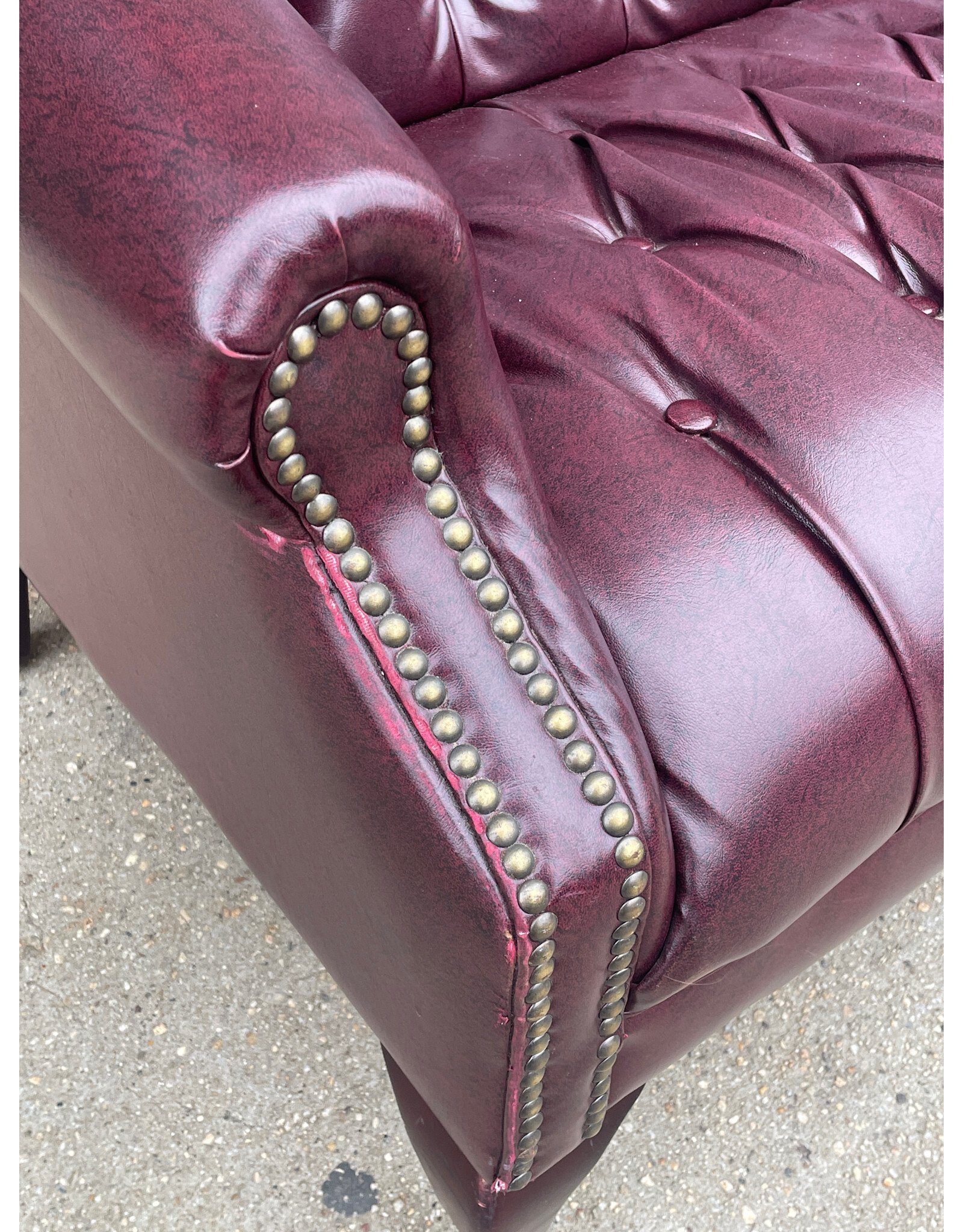 Queen Ann Style Poly Traditional Dark Cherry 3 Seater