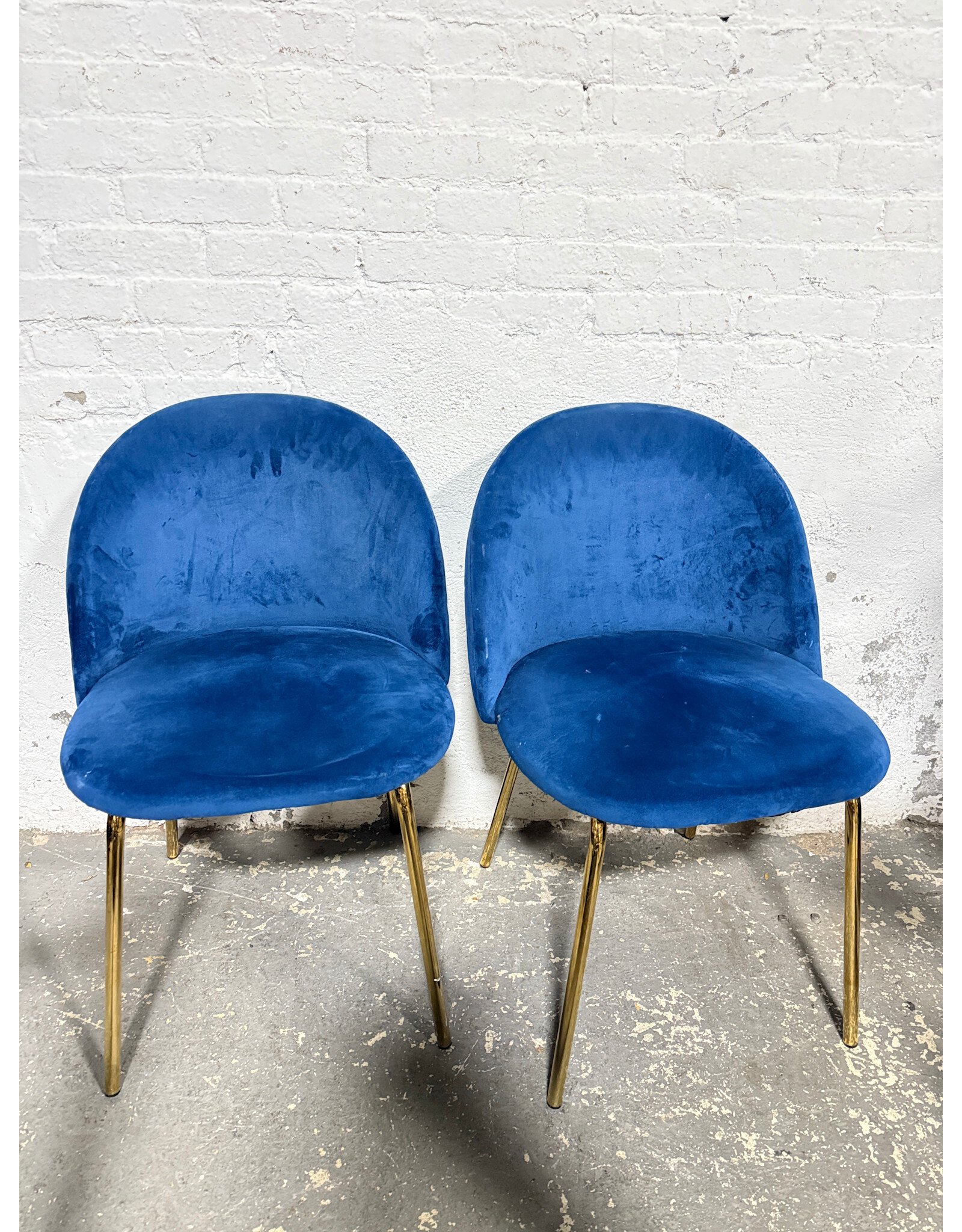 Modern Blueclues Dining Chair