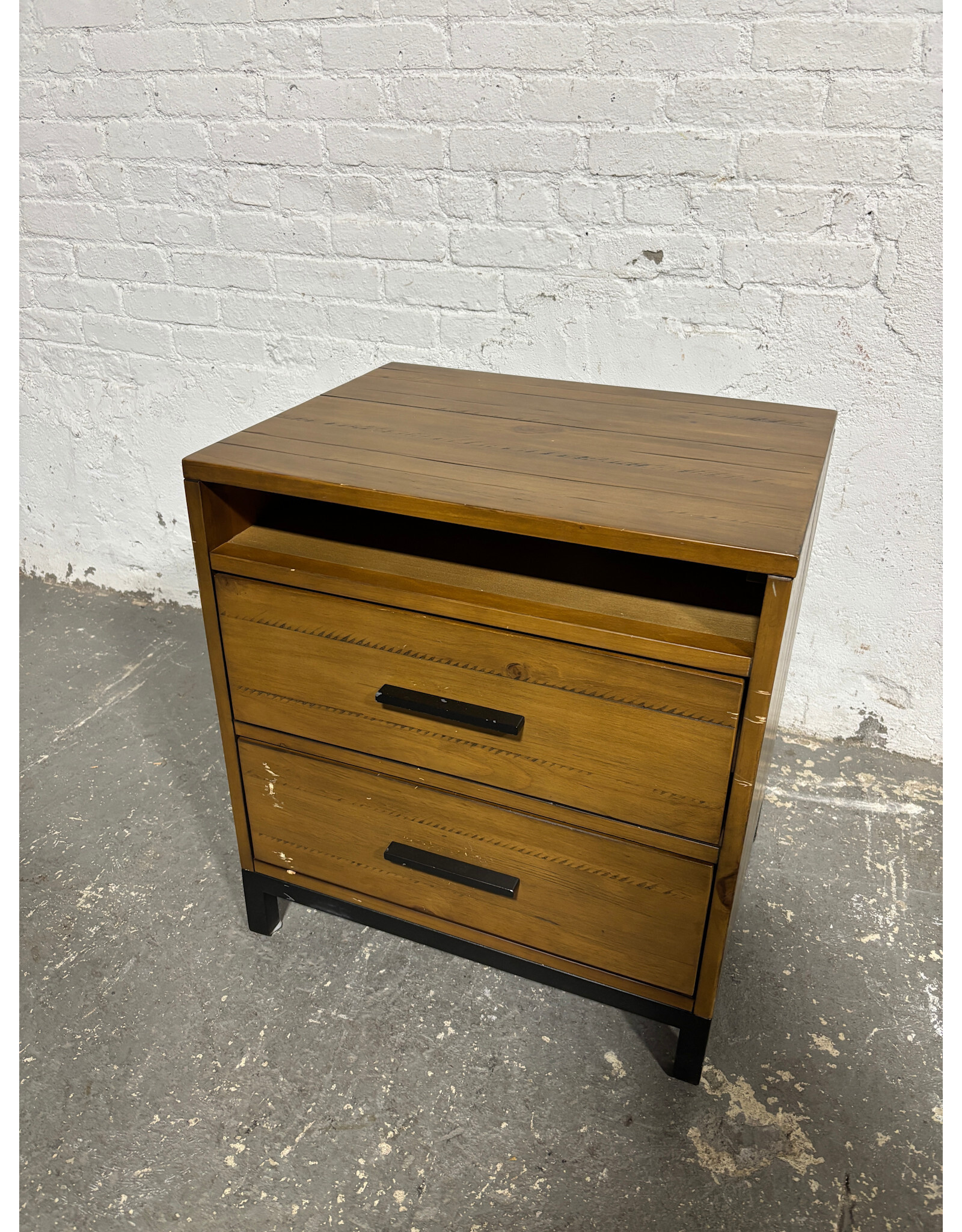 Gatlin Nightstand